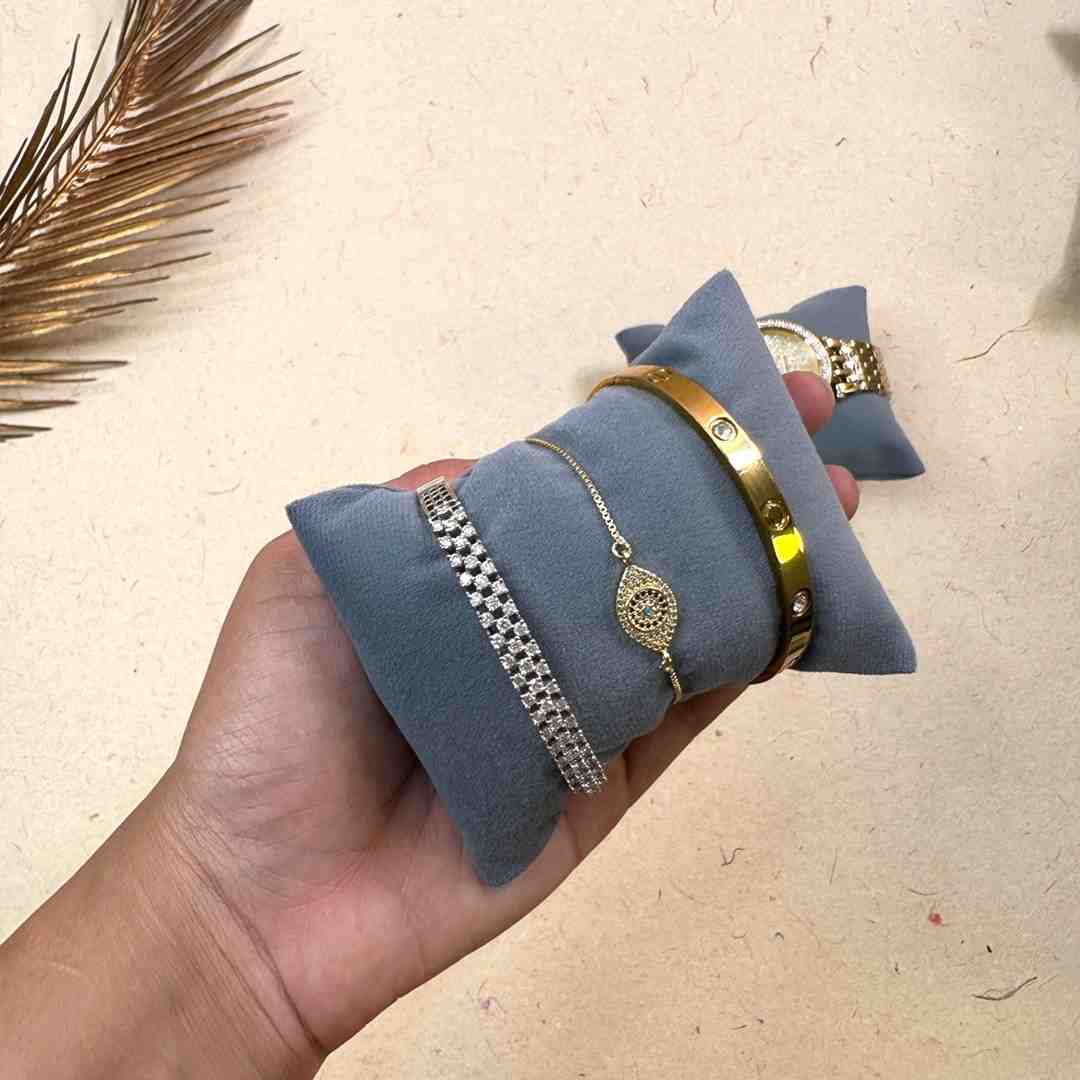 Soft Cushion Pillow for Watch & Bracelet Display – Pack of 1