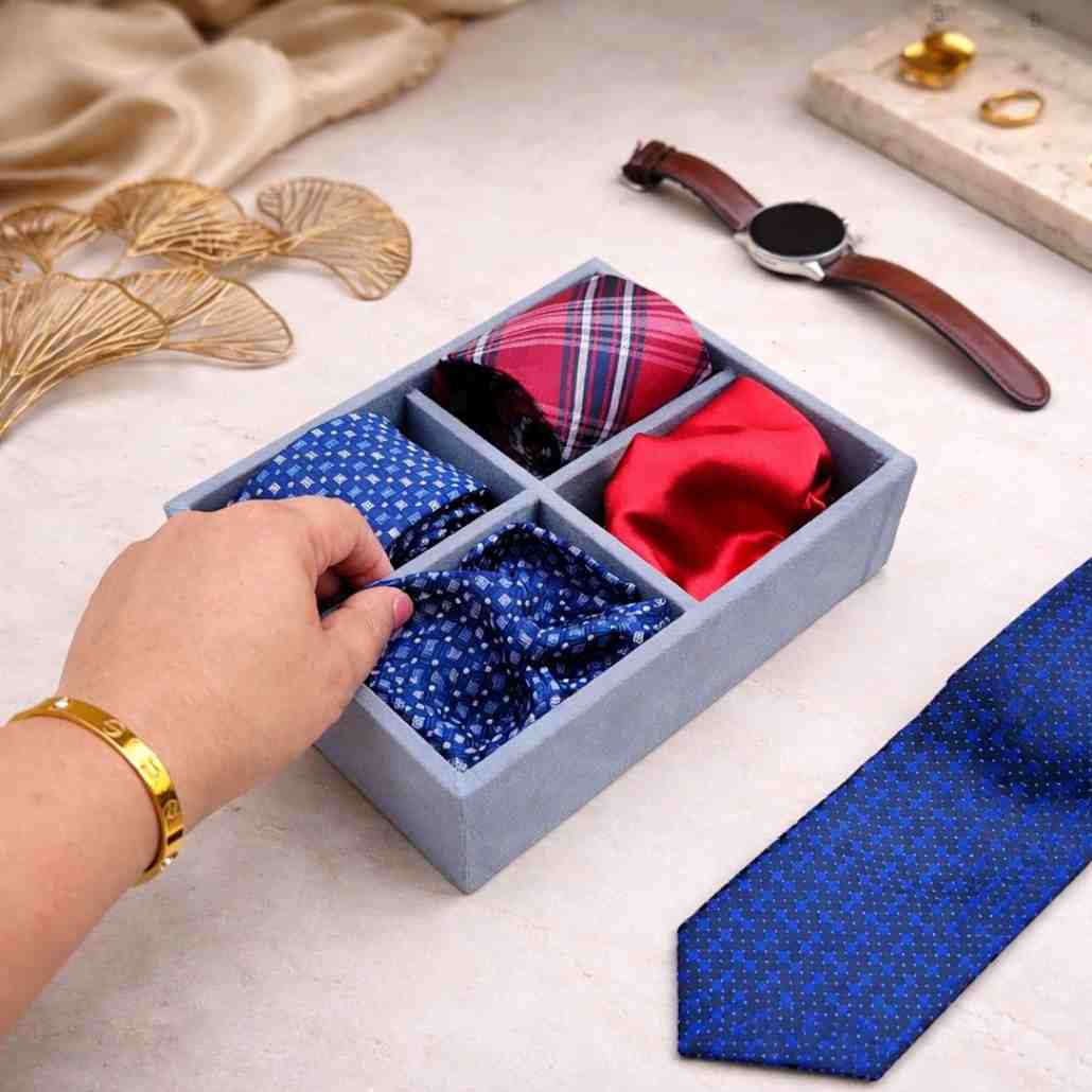 4 Slot Tie & Pocket Square Tray
