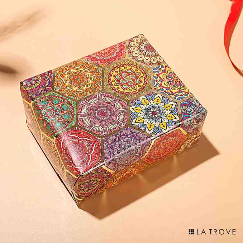 Vibrant Hexa Packing Paper