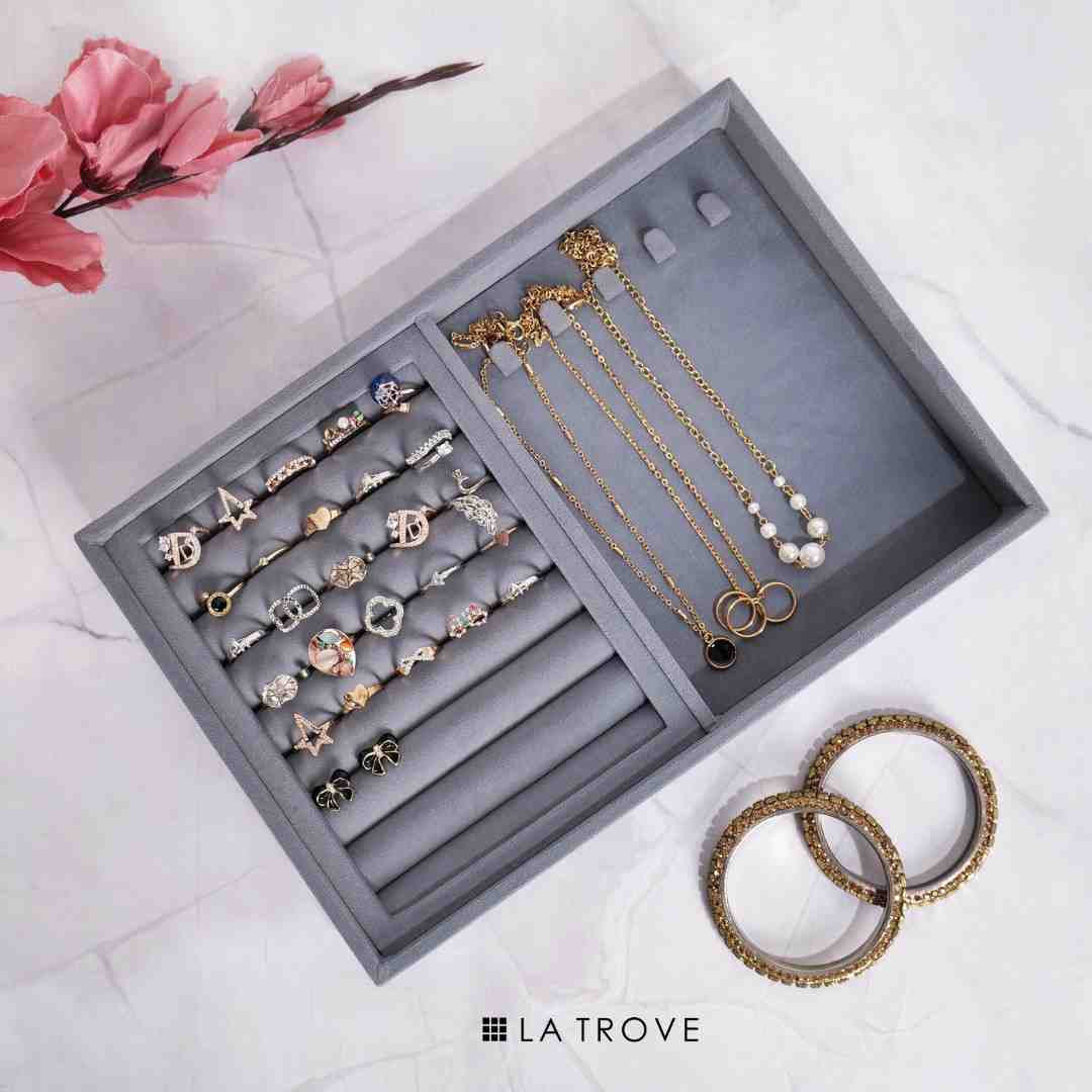 Luxury Rings & Chains Jewellery Tray
