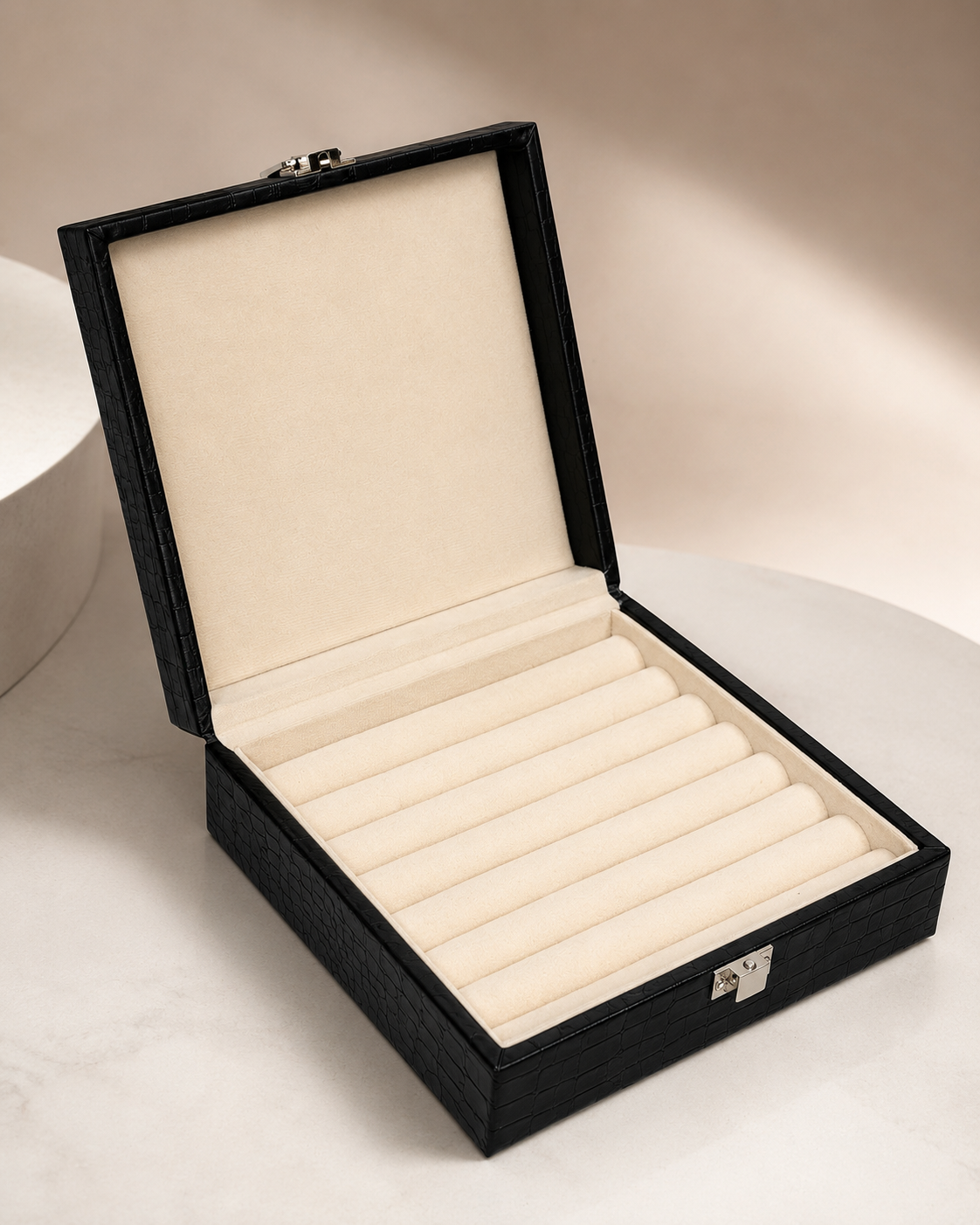 Velvet Ring Organizer Box (Black)