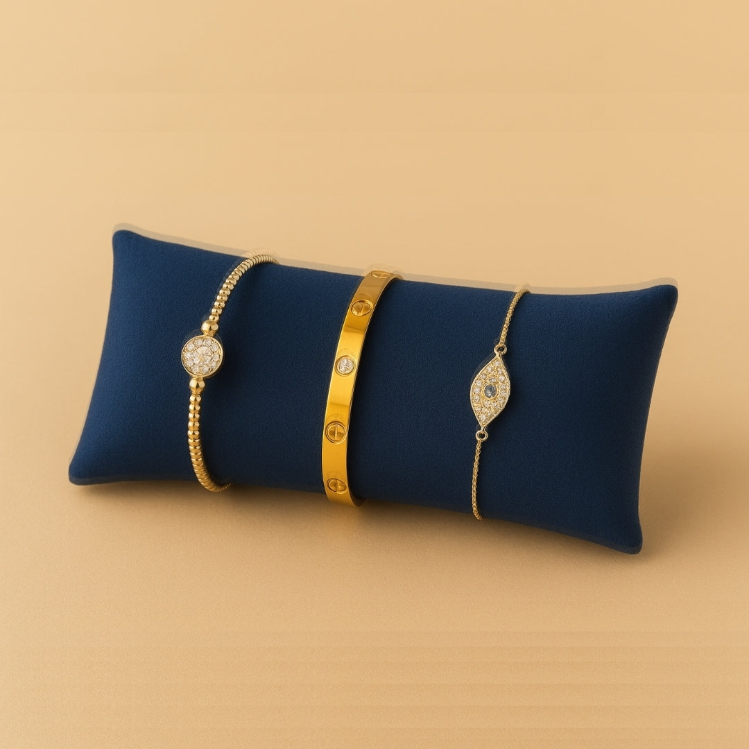 Pack of 1 Long Velvet Pillow for Watch, Bangle & Bracelet Trays