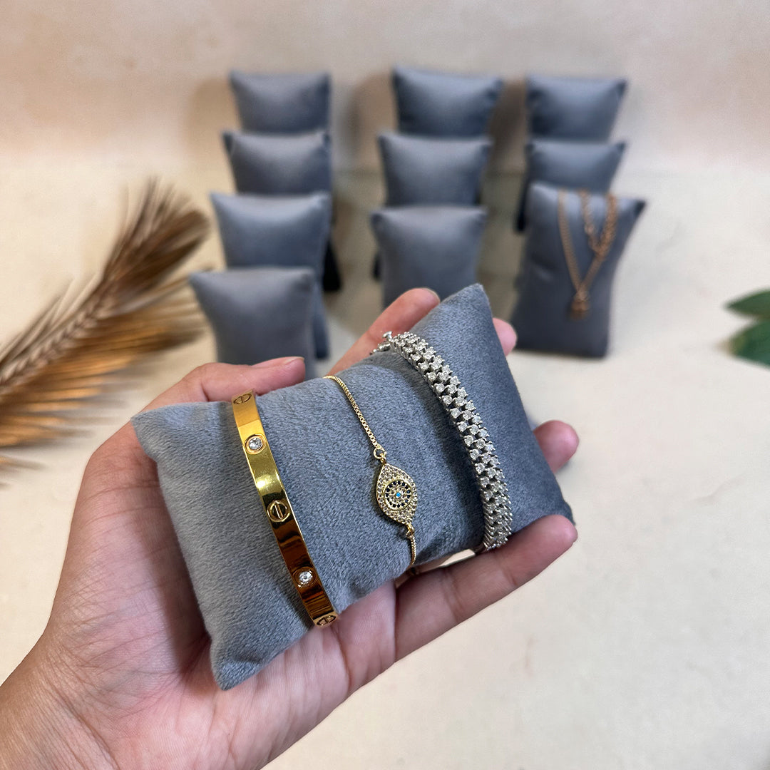 Velvet Display Pillow for Watch & Bracelet (TBT)