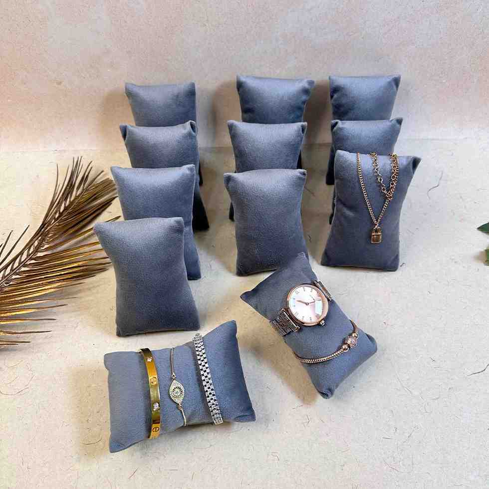 Velvet Watch Display Pillow (TBT)