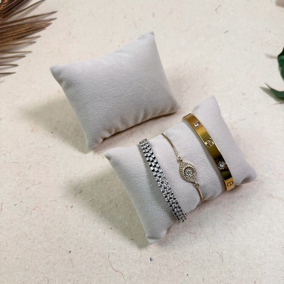 Velvet Display Pillow for Watch & Bracelet (TBT)