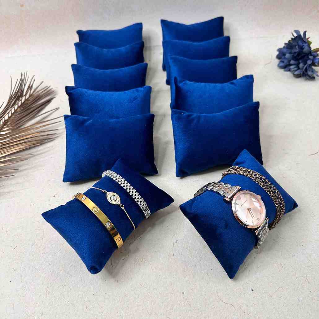 Velvet Watch Display Pillow (TBT)