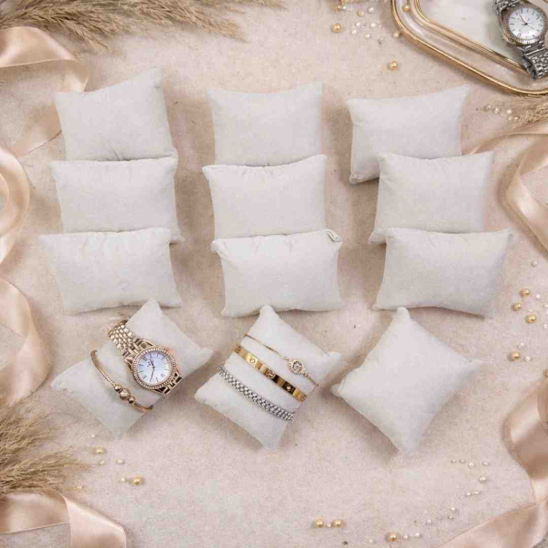 Velvet Display Pillow for Watch & Bracelet (TBT)