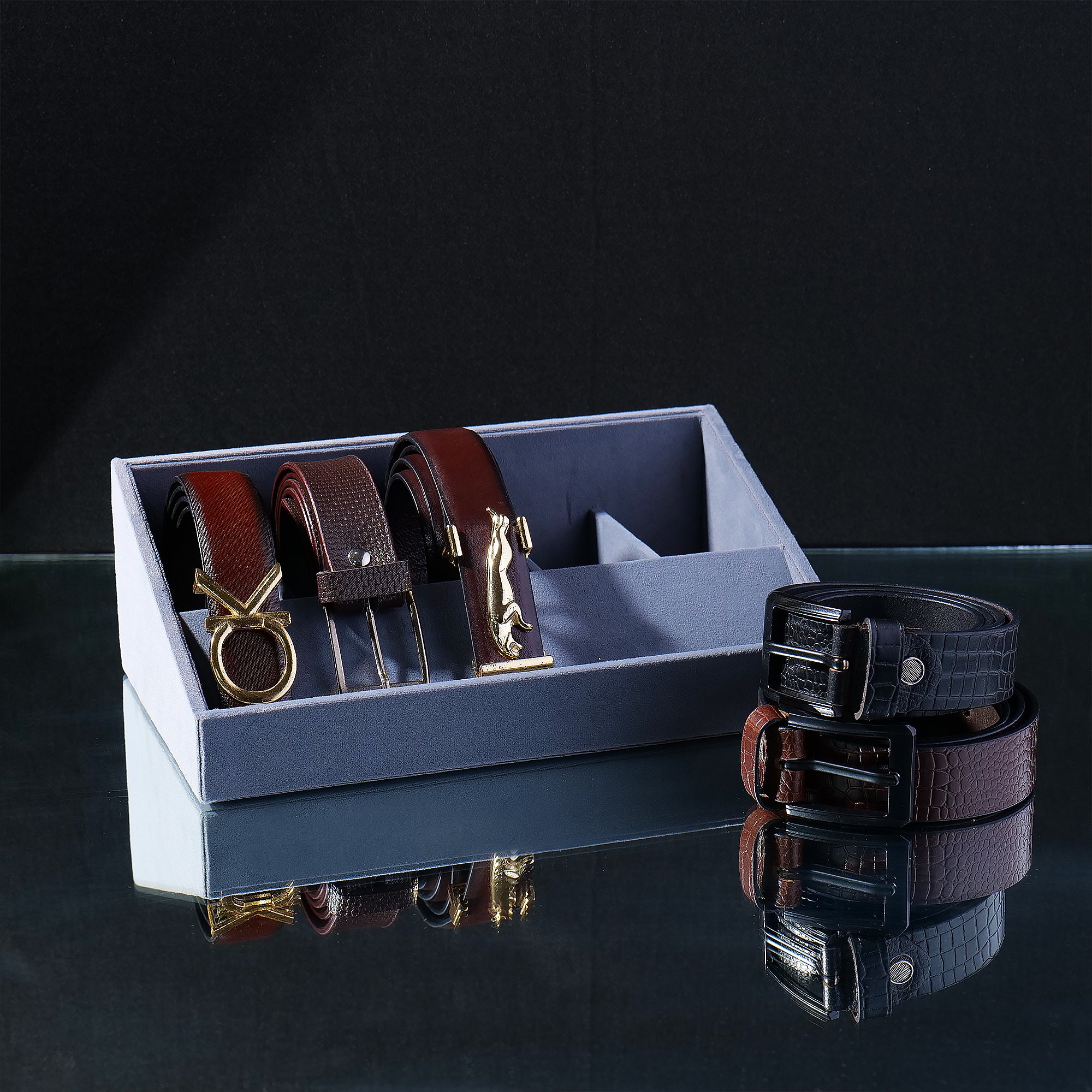 Grey Velvet 5 Slot Belt Tray – Elegant Belt Organizer.