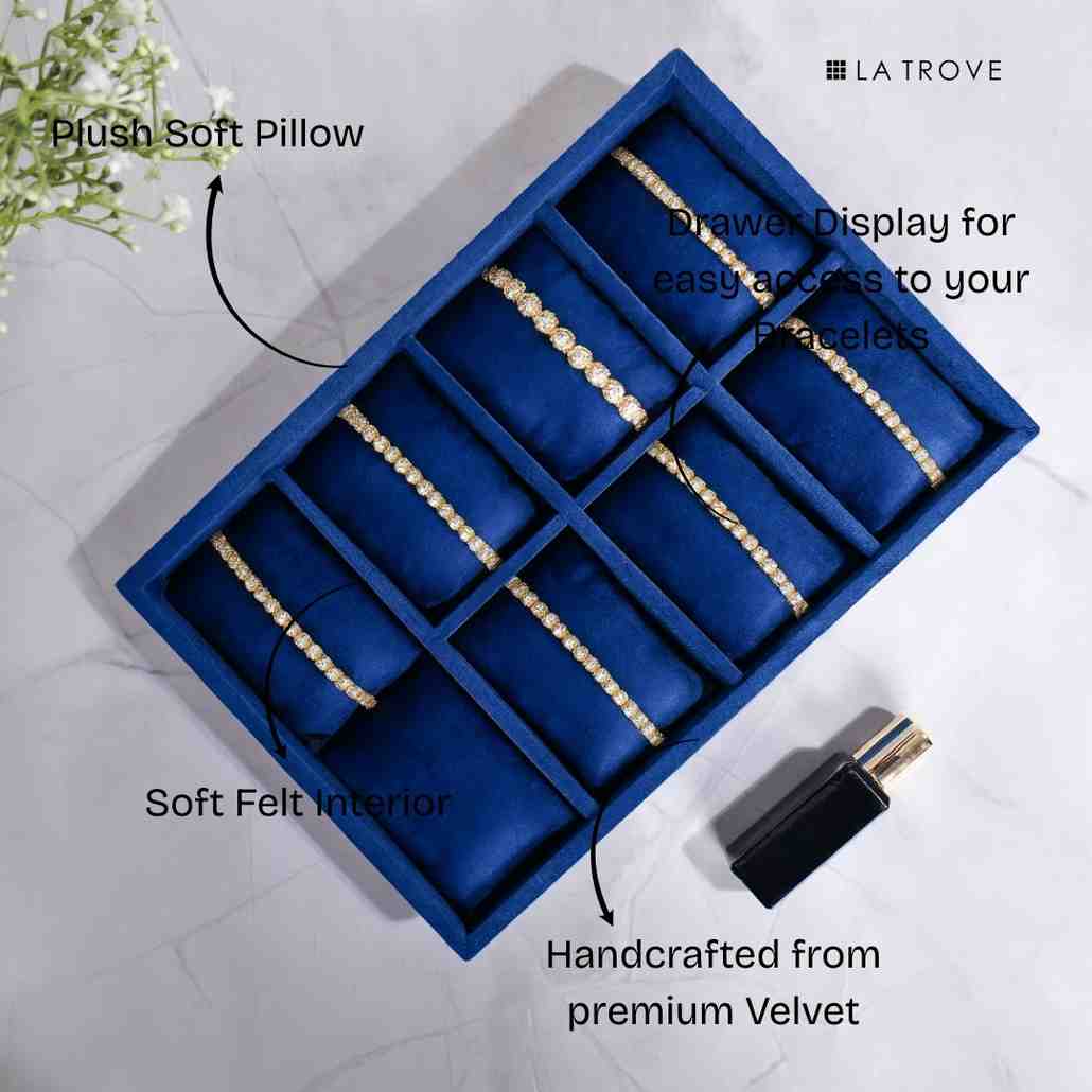8 Slot Velvet Bracelet Tray Organizer