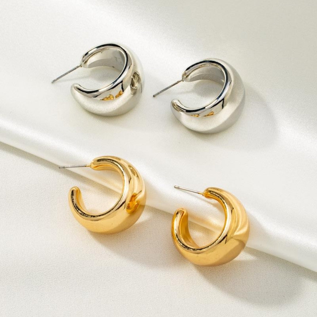 Bold Minimalist Gold Hoop Earrings