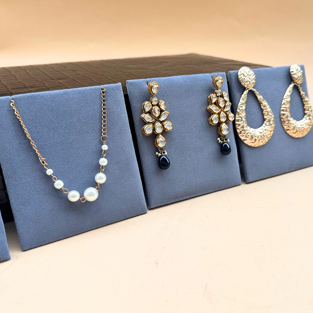 Necklace & Earrings Holder