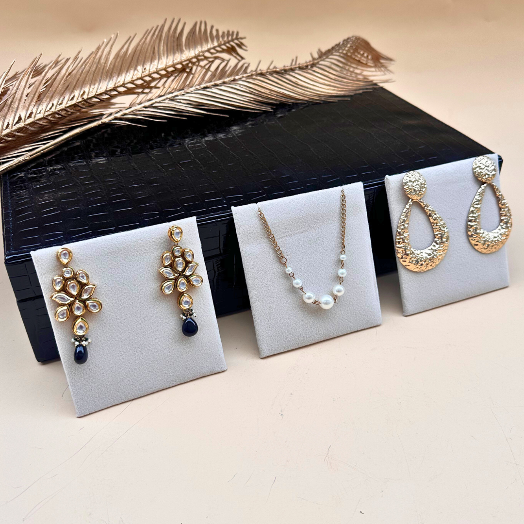 Necklace & Earrings Holder