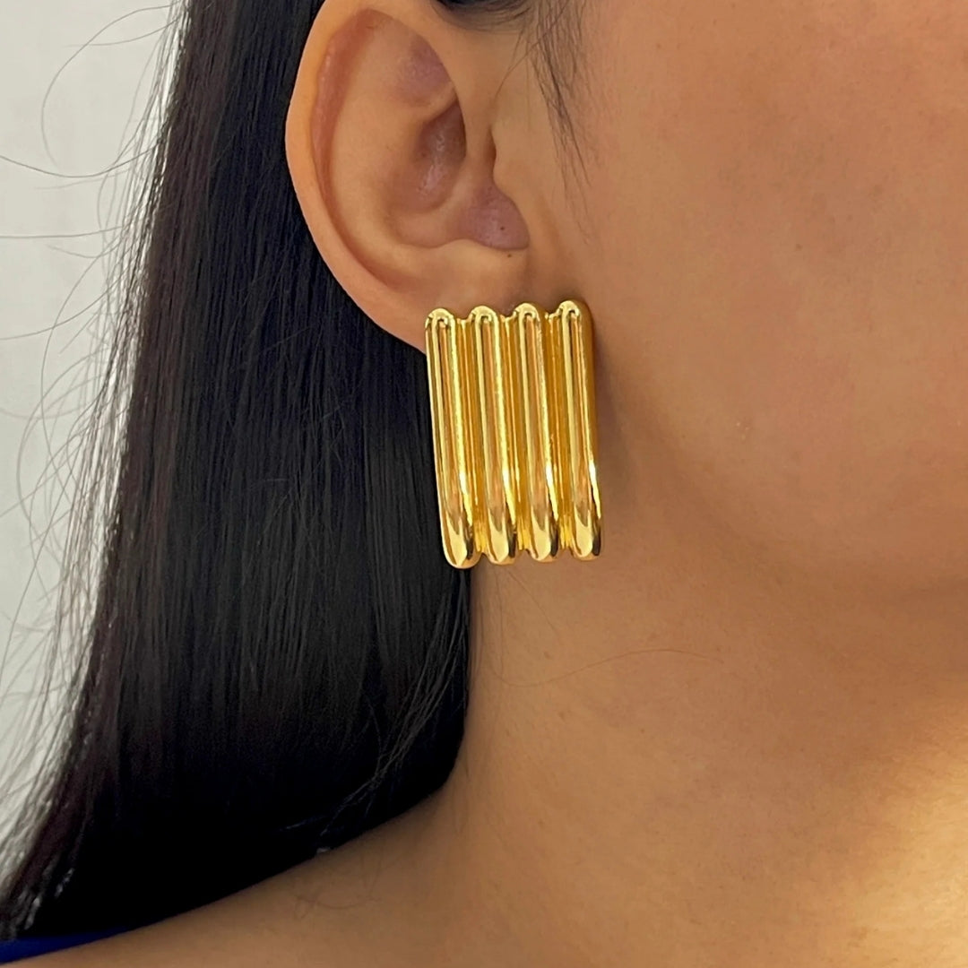 Modern Geometric Gold Earrings – Architectural Bar Design.