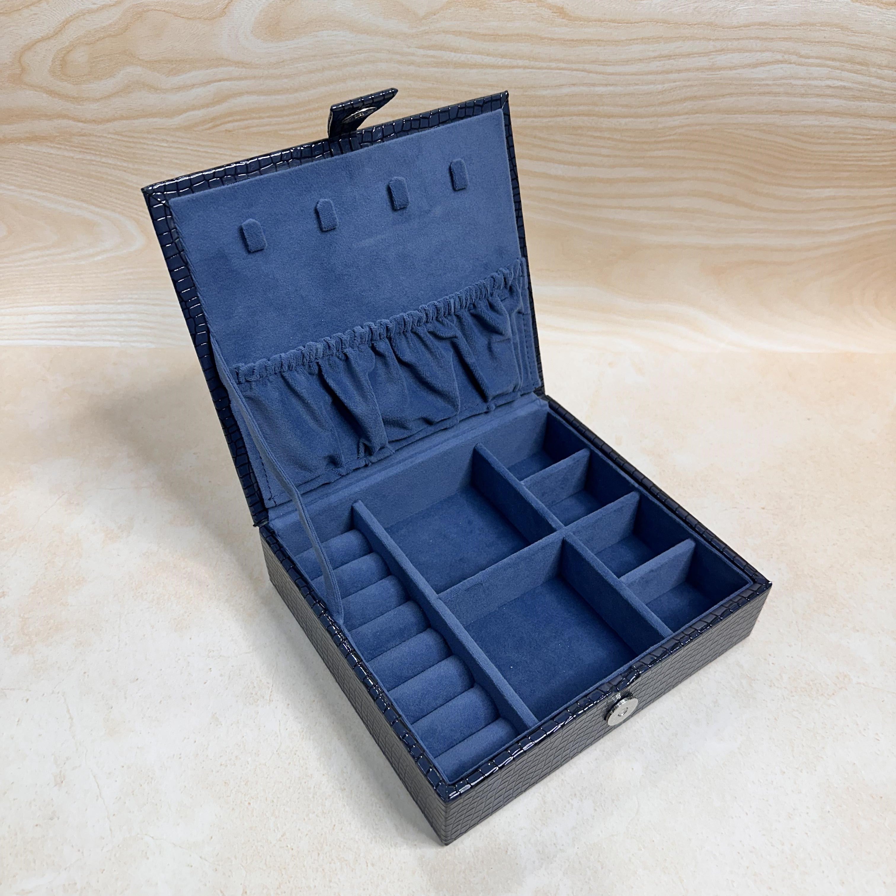 Premium Jewellery Box for Women – Elegant Brown Organizer by LaTrove.