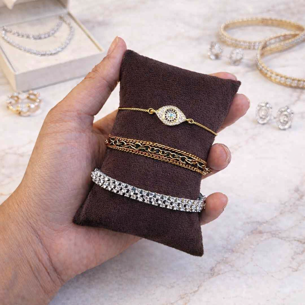 Velvet Watch Display Pillow (TBT)