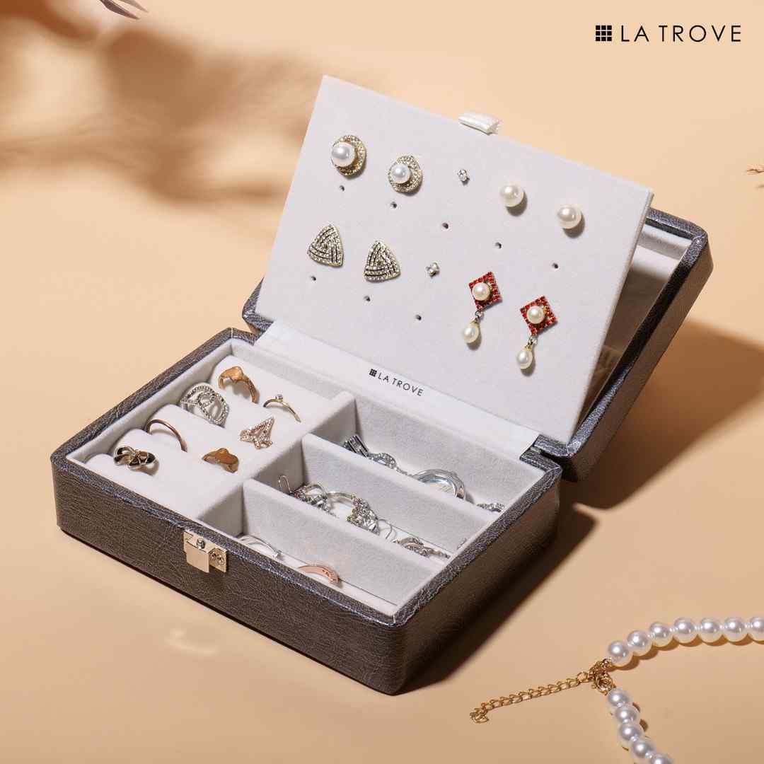 Oval Jewellery Box Organiser