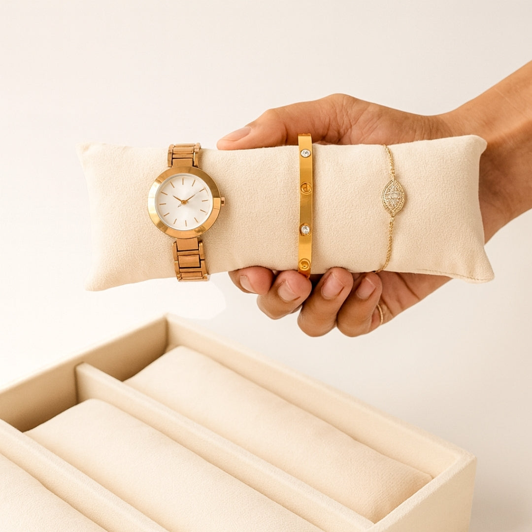 6 Slot Velvet Bracelet Organiser Tray with Pillow Cushions