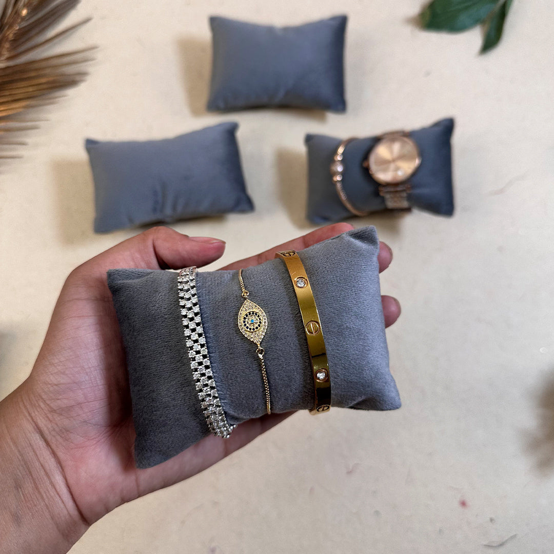 Velvet Display Pillow for Watch & Bracelet (TBT)