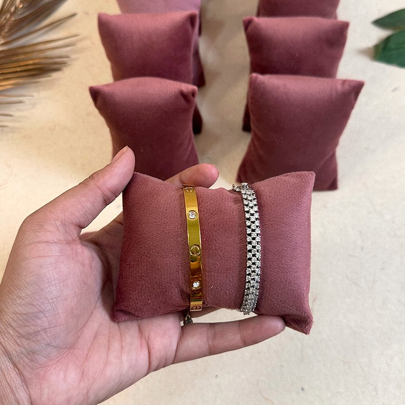 Velvet Display Pillow for Watch & Bracelet (TBT)