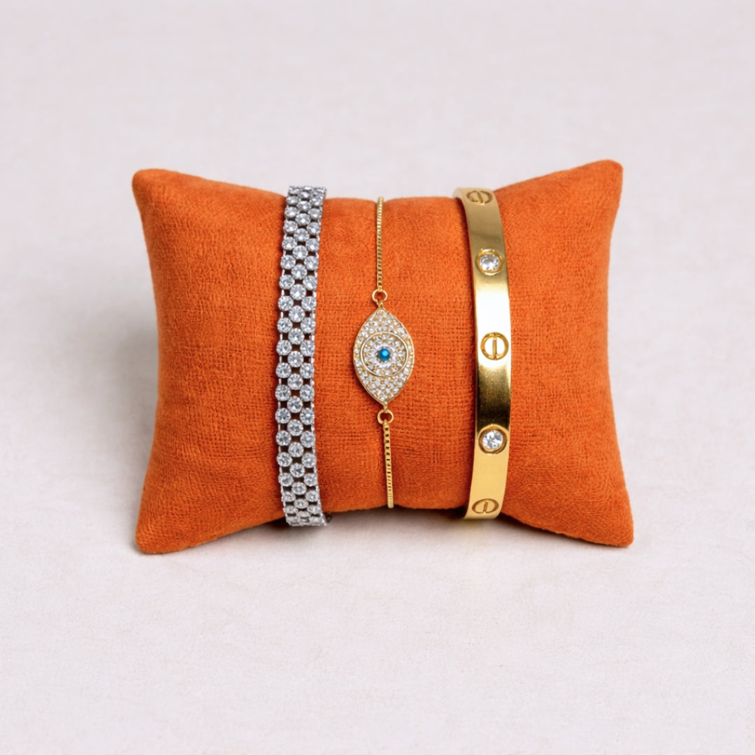 Velvet Display Pillow for Watch & Bracelet (TBT)