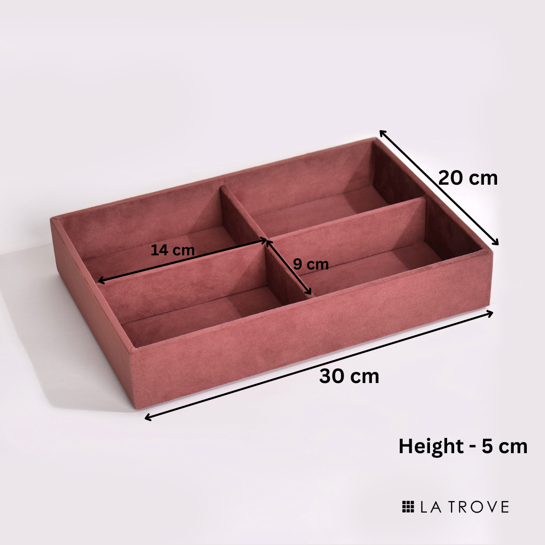 4 Slot Belt Tray