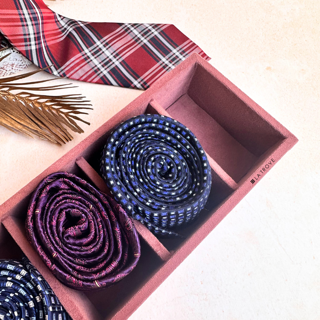 5 Slot Tie & Pocket Square Tray