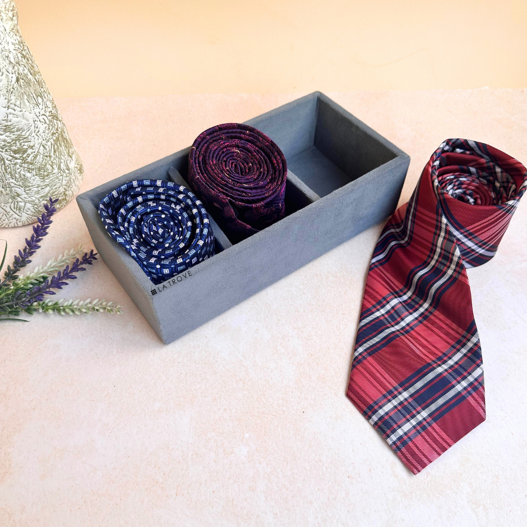 3 Slot Mini Tie & Pocket Square Tray