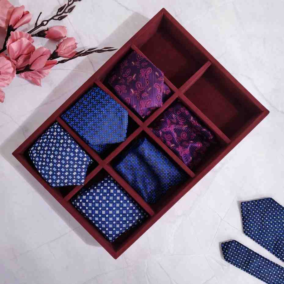 8 Slot Tie & Pocket Square Tray
