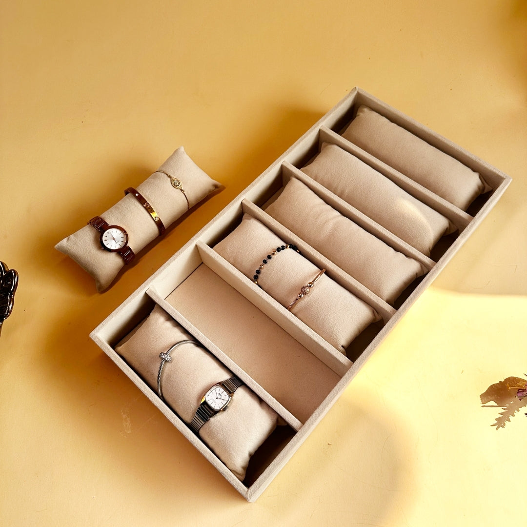 6 Slot Velvet Bracelet Organiser Tray with Pillow Cushions