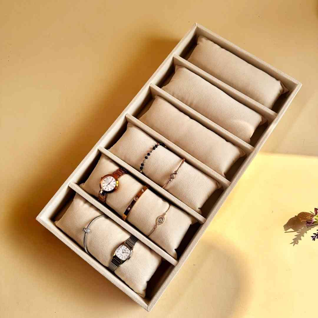 6 Slot Velvet Organiser Tray with Pillows