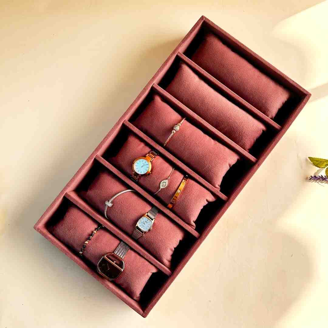 6 Slot Velvet Organiser Tray with Pillows