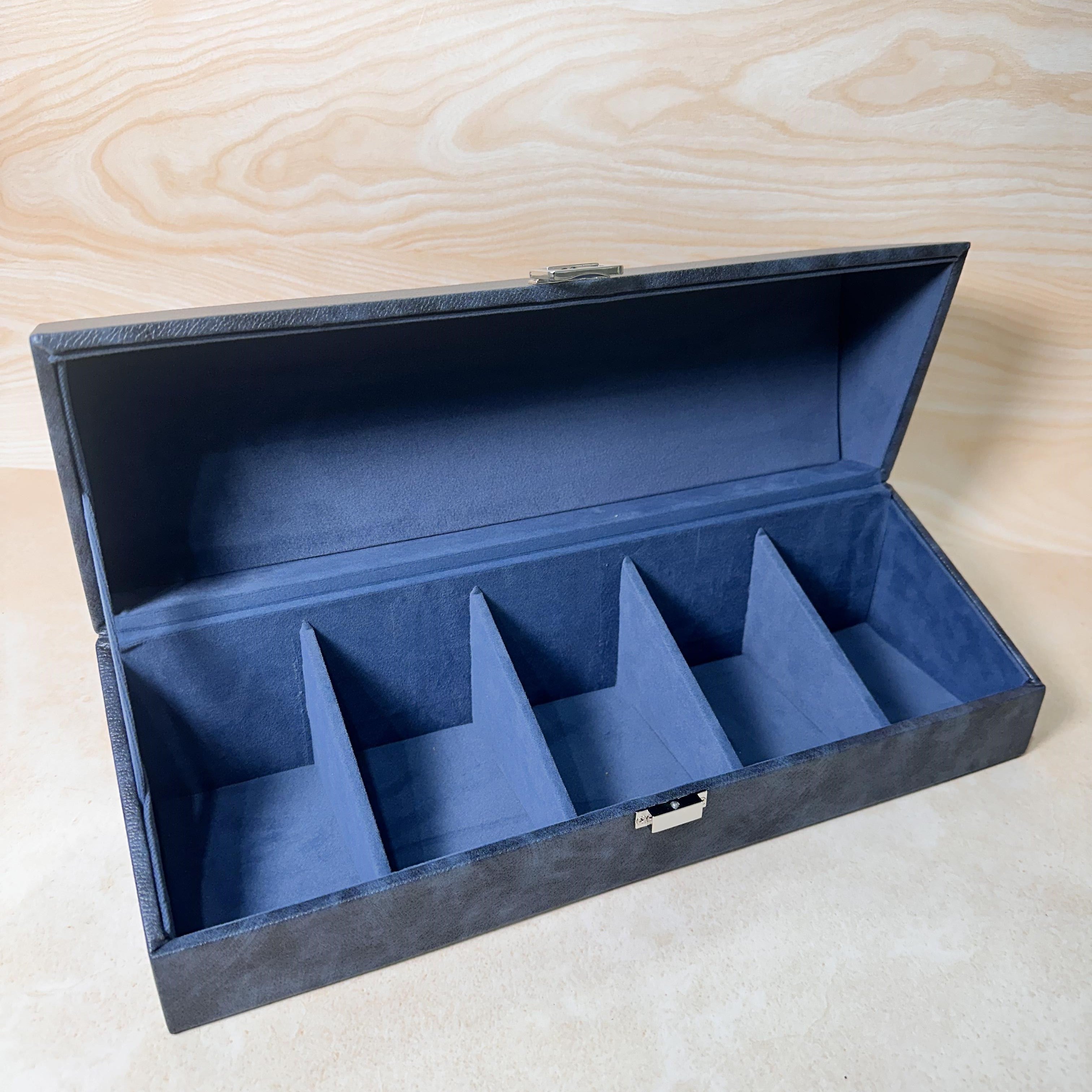 5 Slot Belt Box