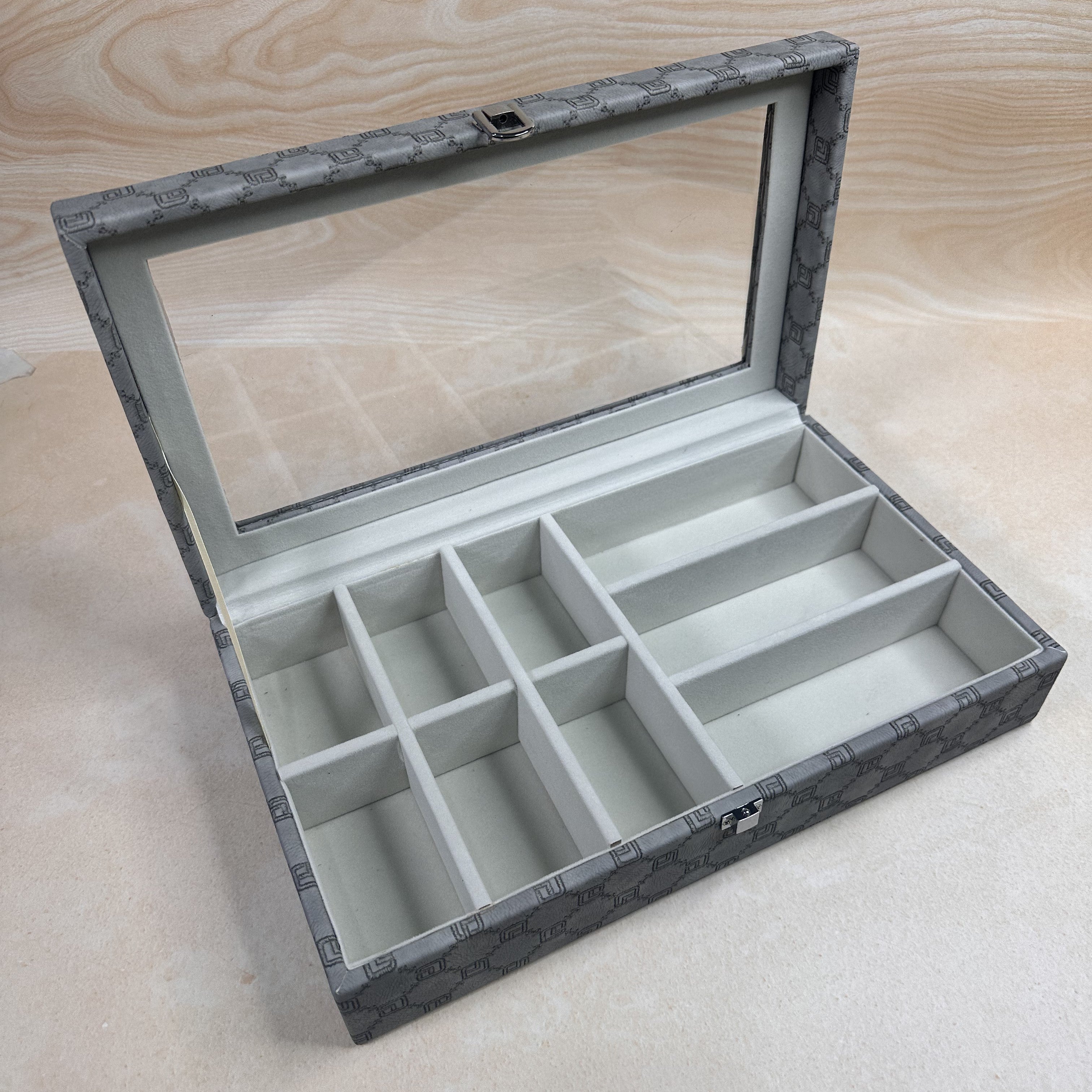 Geometric Pattern Accessory Storage Box with 9 Compartments – Luxury Display Case.