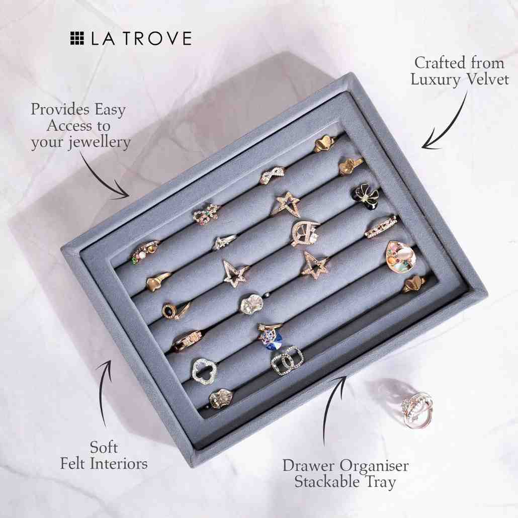 Grey velvet compact jewellery organiser tray with ring slots and cufflink compartments – La Trove