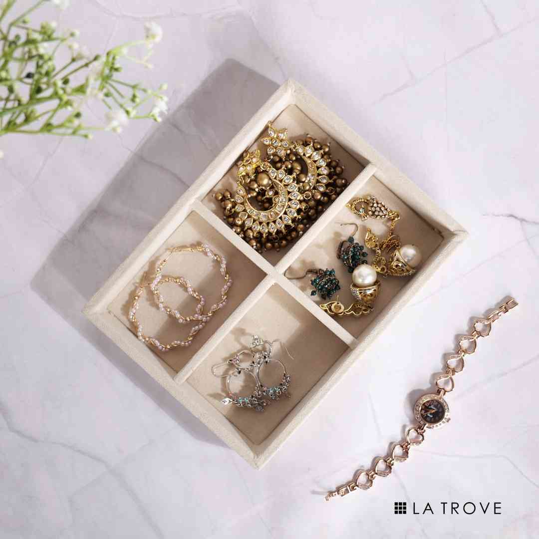 Luxury Small 4 Grids Jewellery Tray