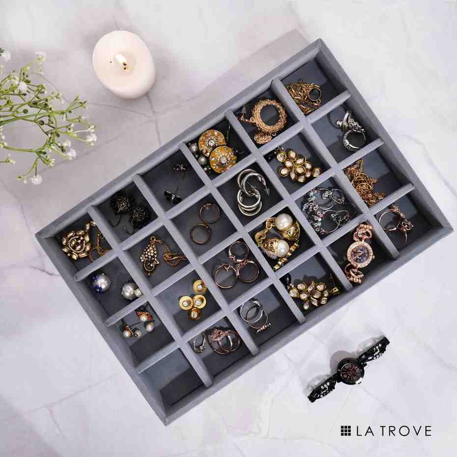 Luxury 24 Grids Jewellery Tray