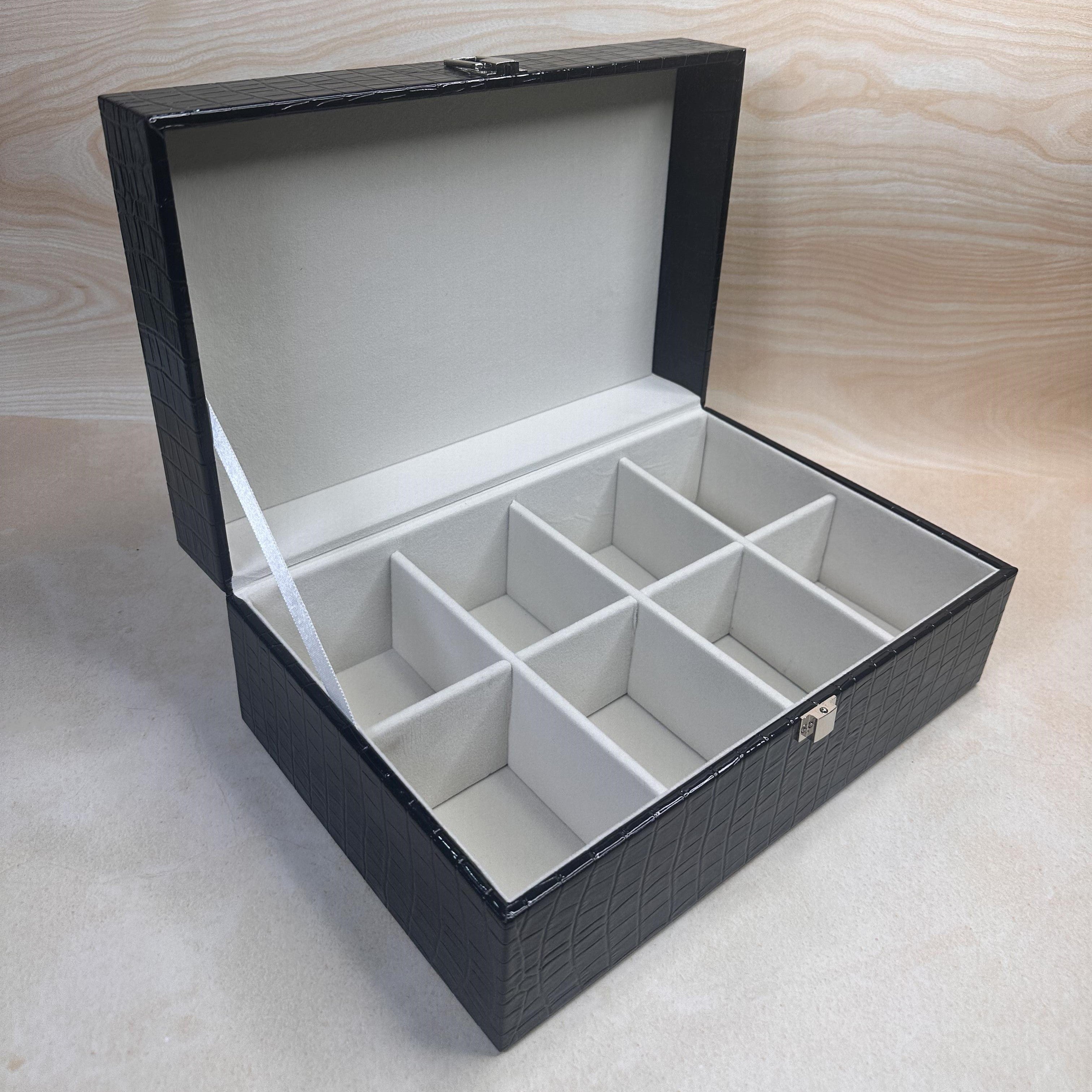 8 Slot Belt Box