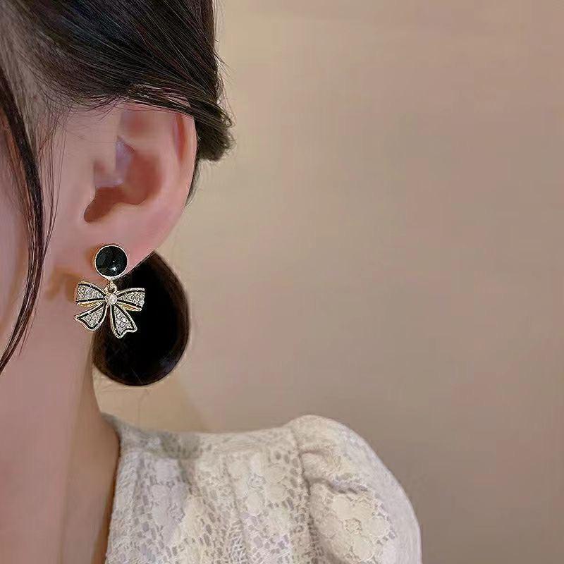 Beautiful Bow Earrings