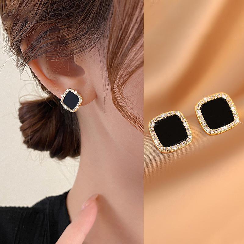 Zircon  Black Stud Earrings