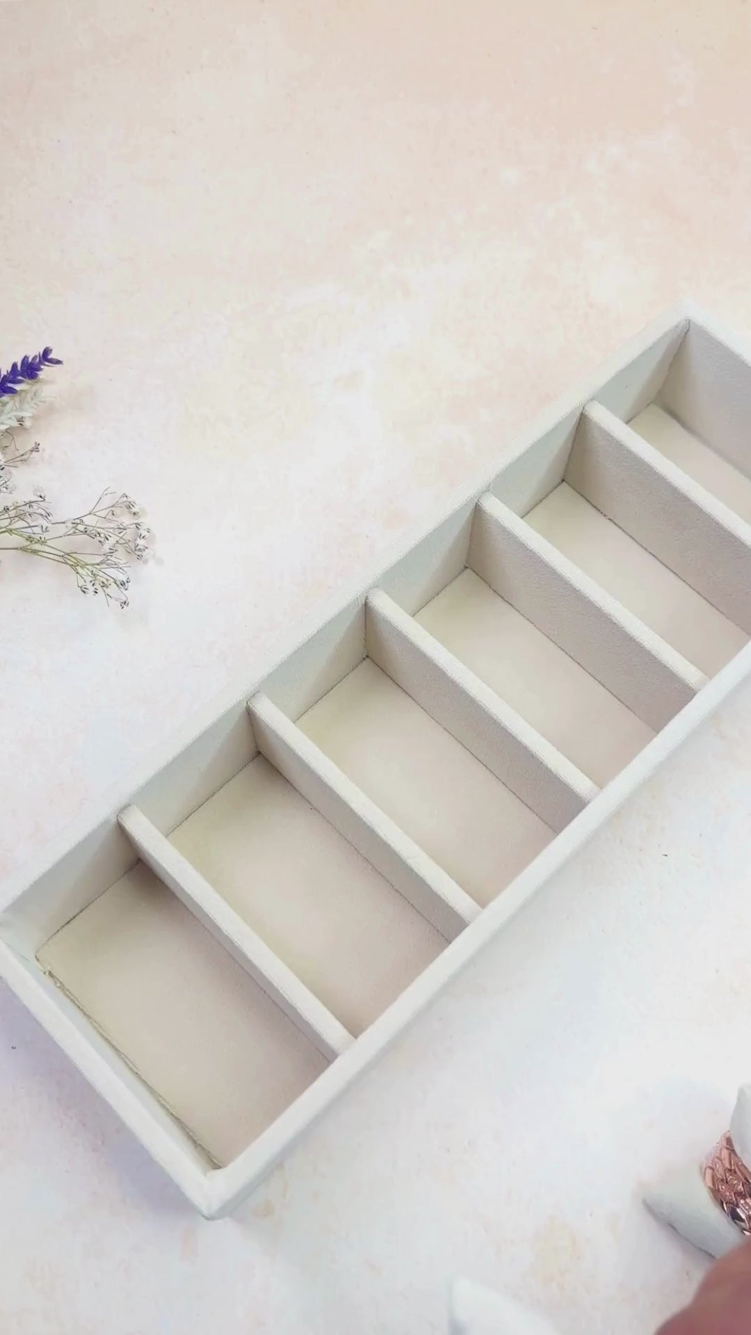 6 Slot Watch & Bracelet Tray (Sleek)